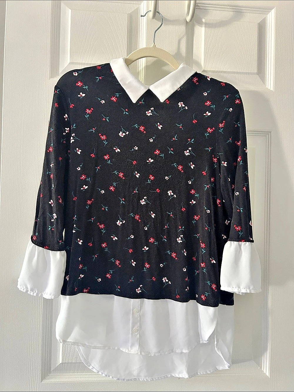 ELLE Floral Collared Floral Blouse Black & White Small